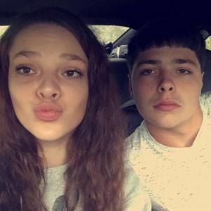 Meet your Posher, Zac